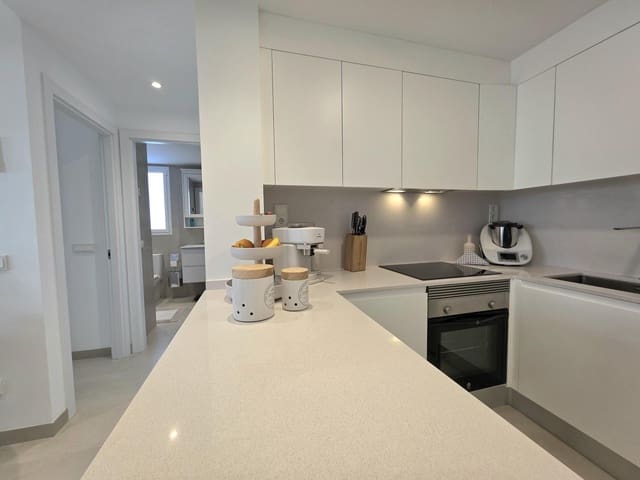 2 chambre Appartement à vendre à Cala d'Or, Santanyí avec piscine garage - 465 000 € (Ref: 9740063)