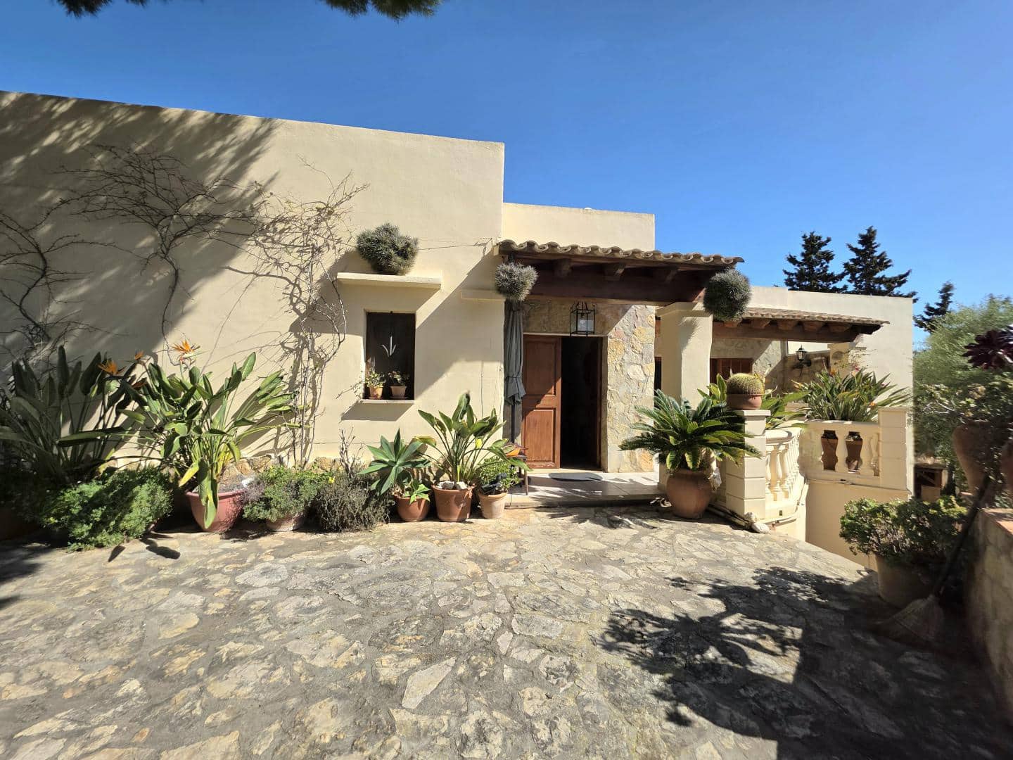 6 soveværelse Rækkehus til salg i Santanyi med garage - € 799.500 (Ref: 9787609)