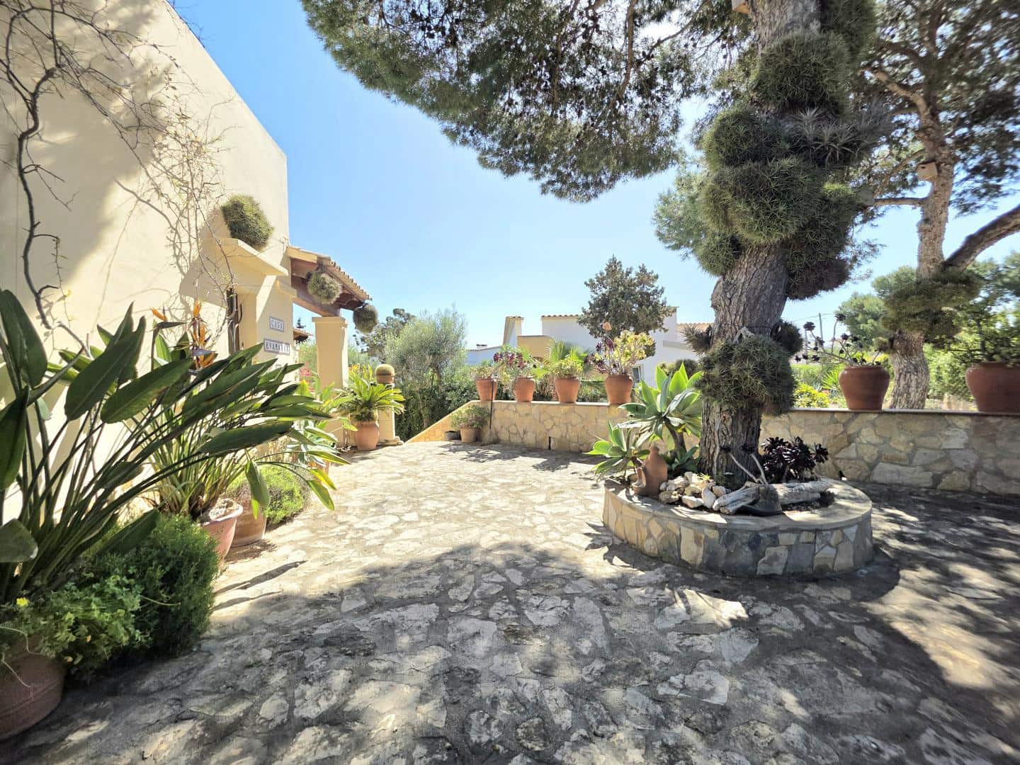 6 soveværelse Rækkehus til salg i Santanyi med garage - € 799.500 (Ref: 9787609)