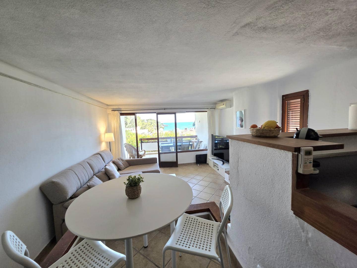 1 soveværelse Strandlejlighed til salg i Cala Ferrera med swimmingpool - € 340.000 (Ref: 9805525)