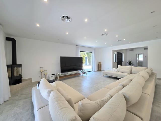 4 soverom Villa til salgs i Porto Petro, Santanyí med svømmebasseng garasje - € 2 495 000 (Ref: 9821000)