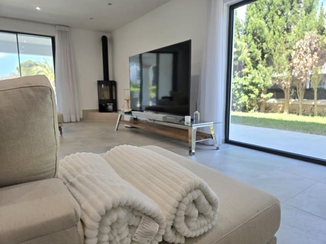 4 soverom Villa til salgs i Porto Petro, Santanyí med svømmebasseng garasje - € 2 495 000 (Ref: 9821000)