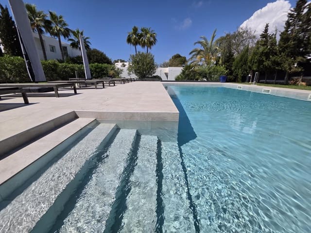 4 soverom Villa til salgs i Porto Petro, Santanyí med svømmebasseng garasje - € 2 495 000 (Ref: 9821000)