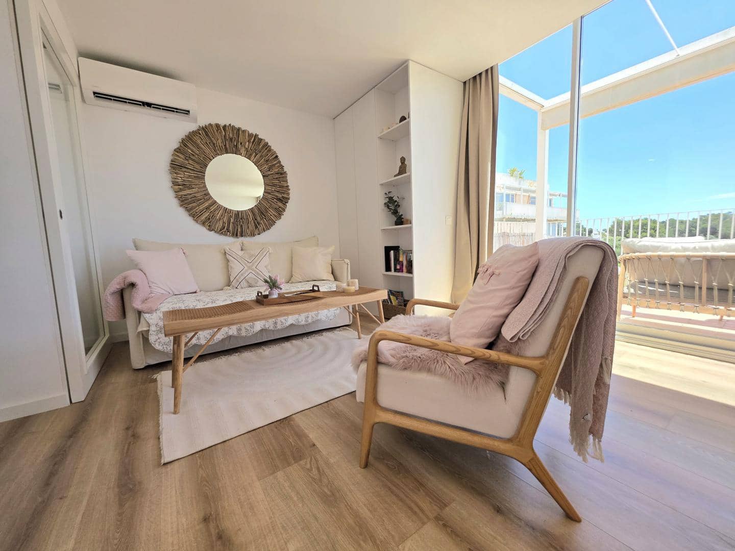 2 bedroom Apartment for sale in Cala Egos with pool garage - € 399,500 (Ref: 9834186)