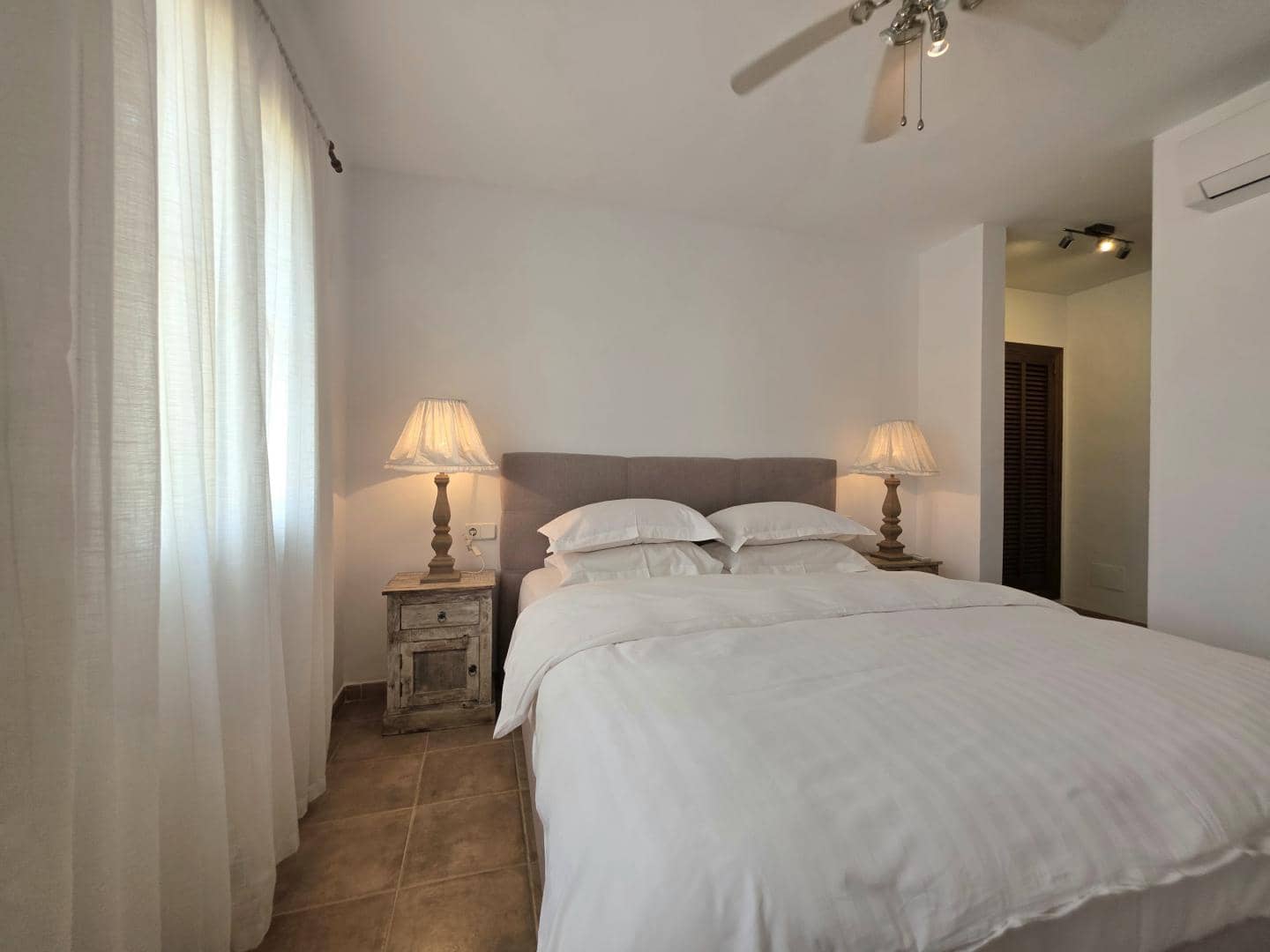 3 bedroom Apartment for sale in Cala d'Or with pool garage - € 599,500 (Ref: 9970895)
