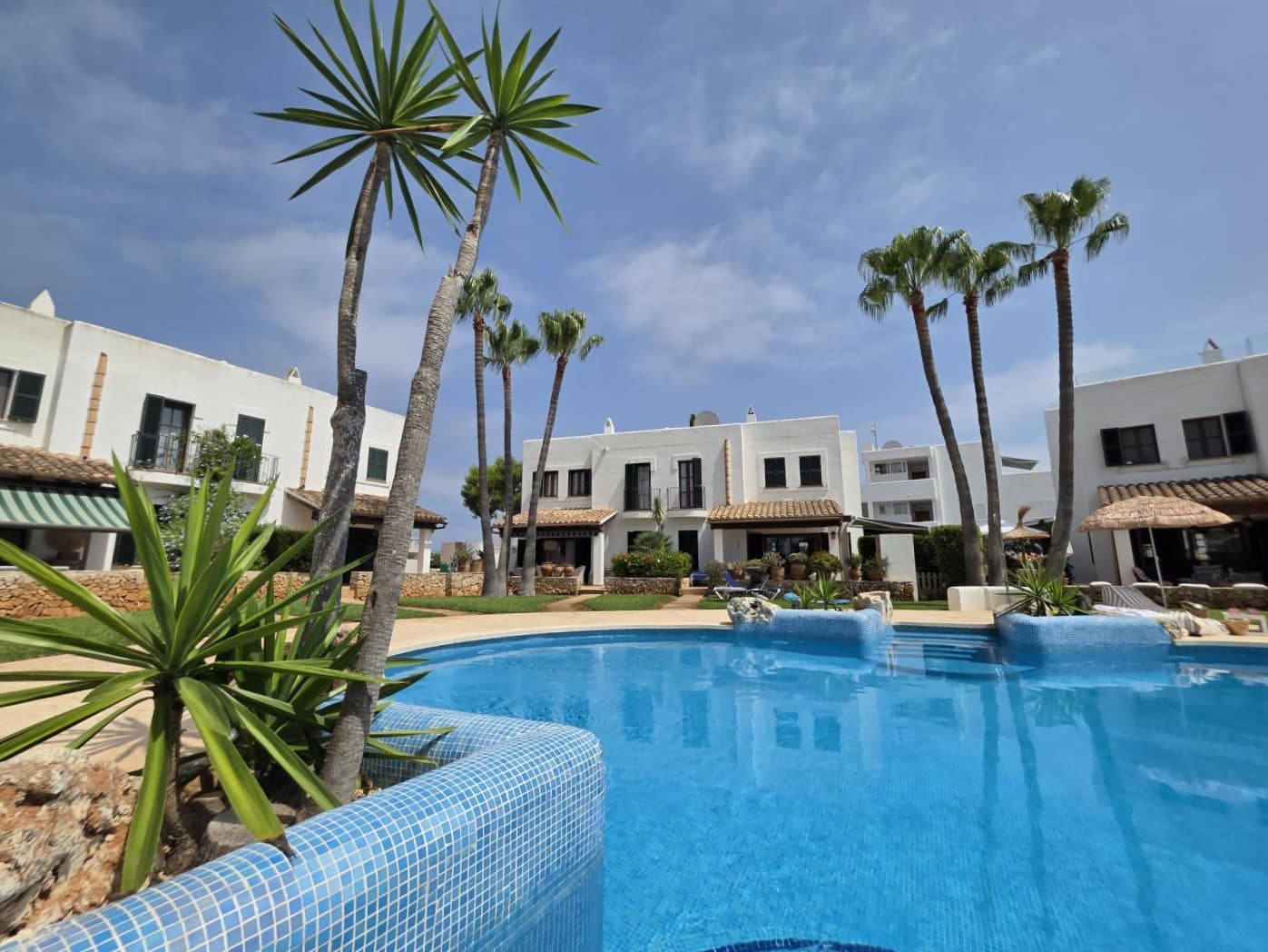 3 bedroom Apartment for sale in Cala d'Or with pool garage - € 599,500 (Ref: 9970895)