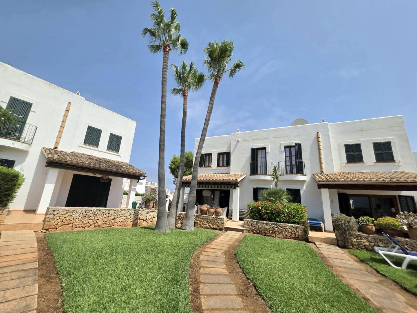 3 bedroom Apartment for sale in Cala d'Or with pool garage - € 599,500 (Ref: 9970895)