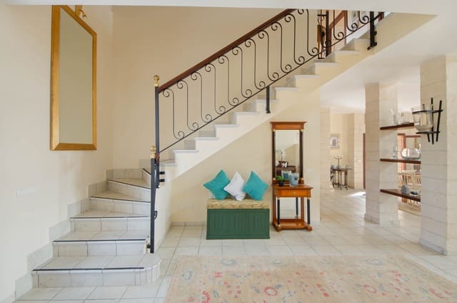 6 slaapkamer Finca/Landhuis te koop in Ses Salines met zwembad garage - € 1.950.000 (Ref: 9057987)