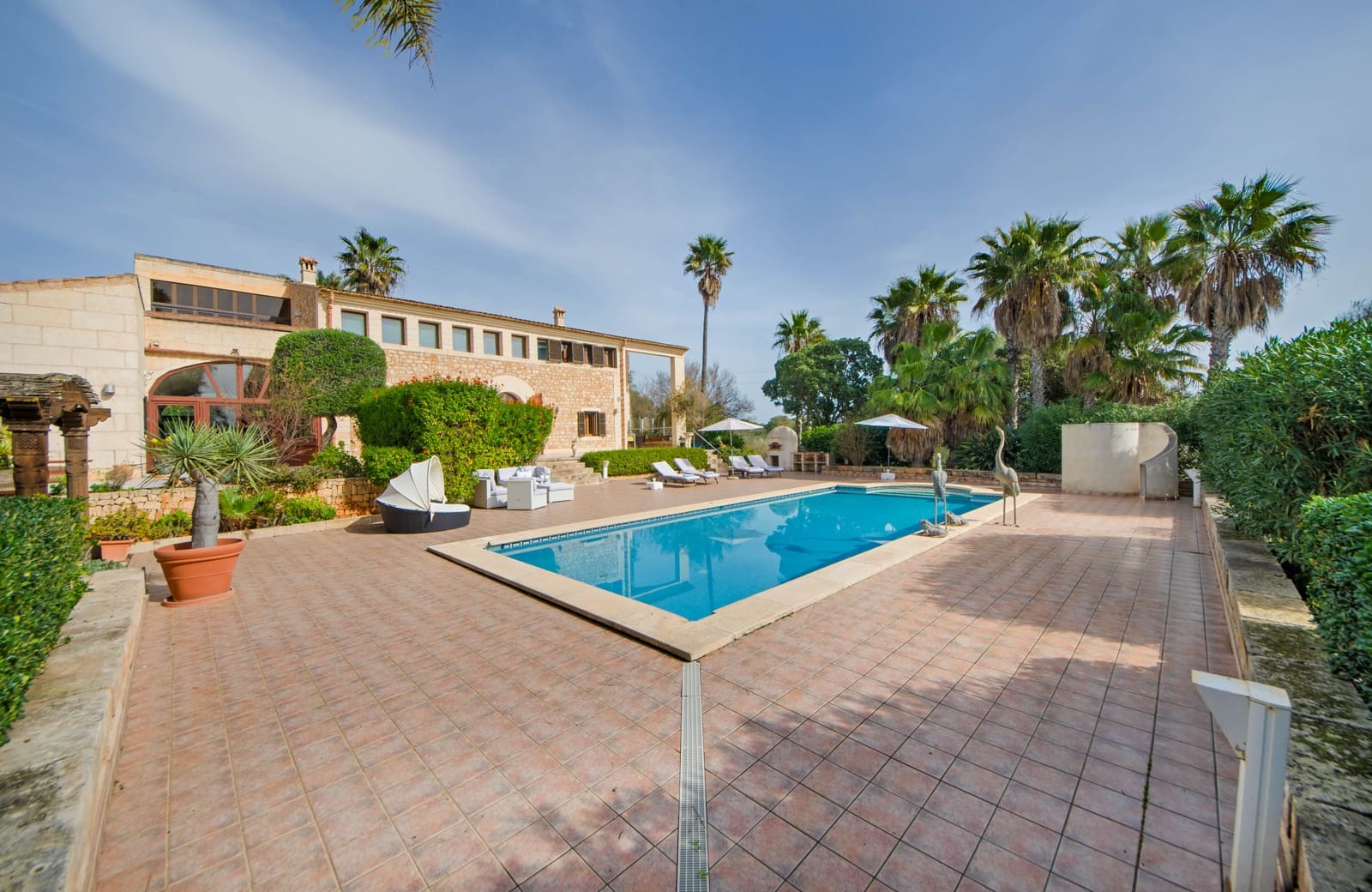 6 soveværelse Finca/Landehus til salg i Ses Salines med swimmingpool garage - € 1.950.000 (Ref: 9057987)