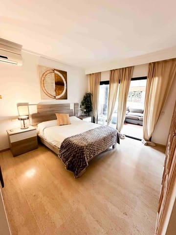 2 soveværelse Lejlighed til salg i Sol de Mallorca, Calvià med swimmingpool garage - € 895.000 (Ref: 9060160)