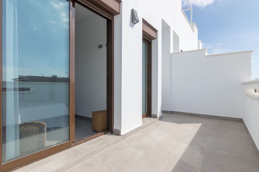 3 bedroom Apartment for sale in Torre de la Horadada with pool - € 295,900 (Ref: 7086763)