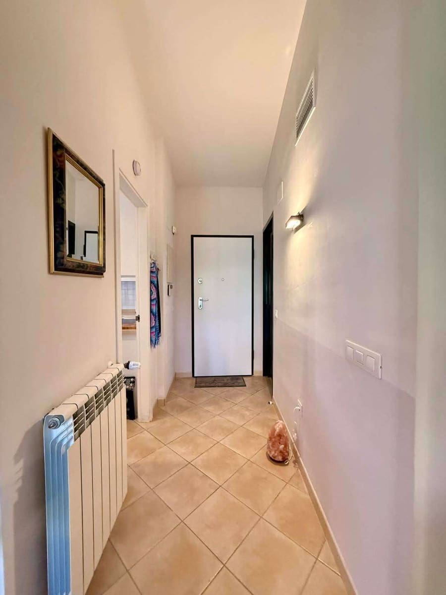 Villa for sale in Corvera with pool - € 159,900 (Ref: 9412600)