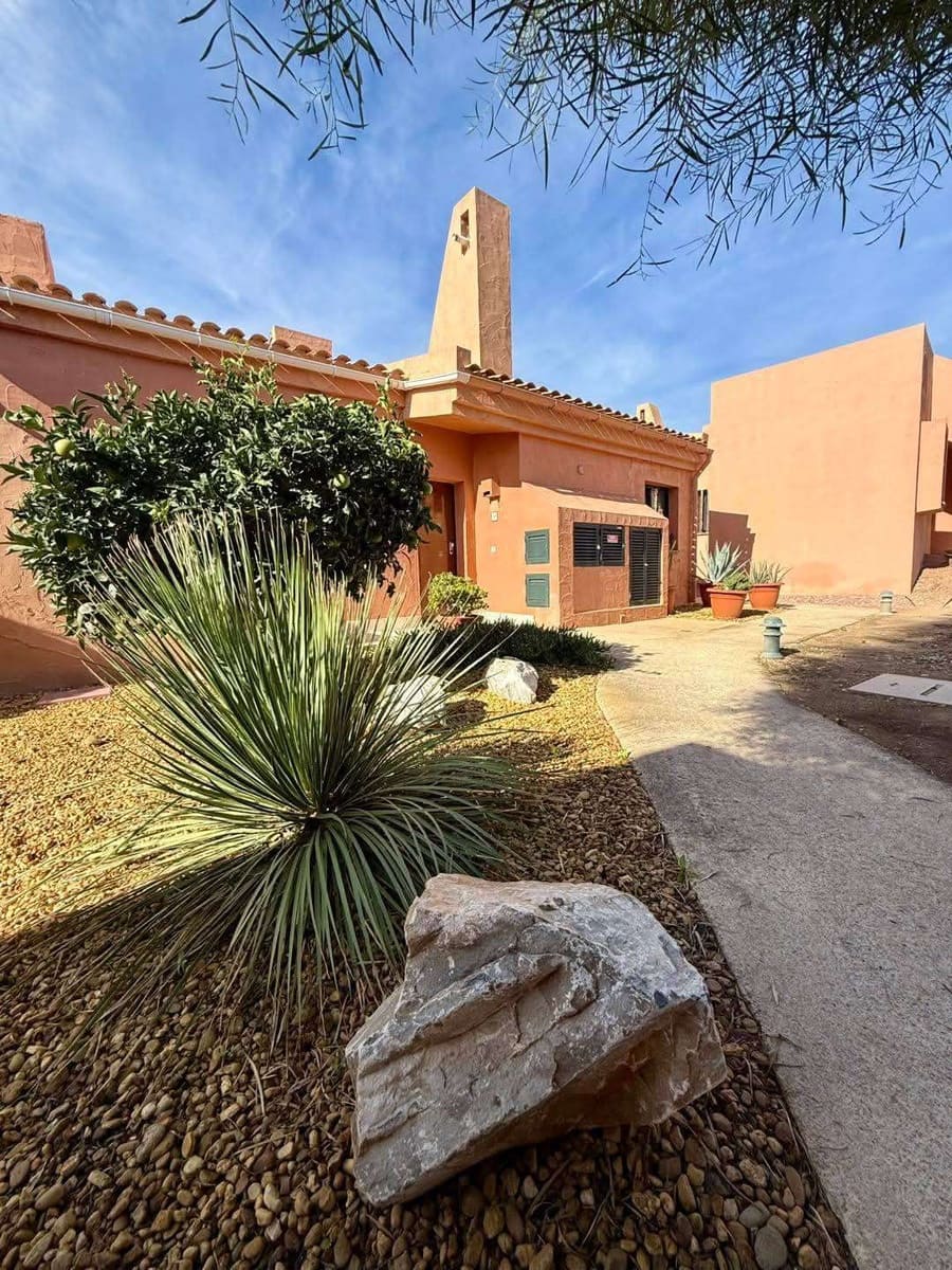 Villa for sale in Corvera with pool - € 159,900 (Ref: 9412600)