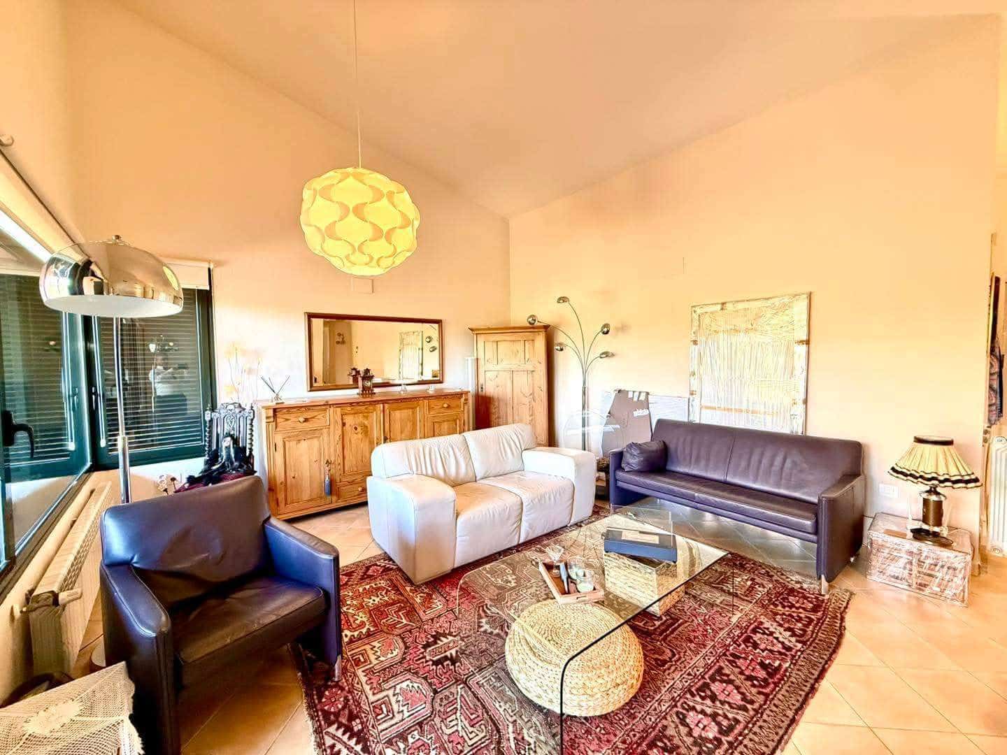 Villa for sale in Corvera with pool - € 159,900 (Ref: 9412600)