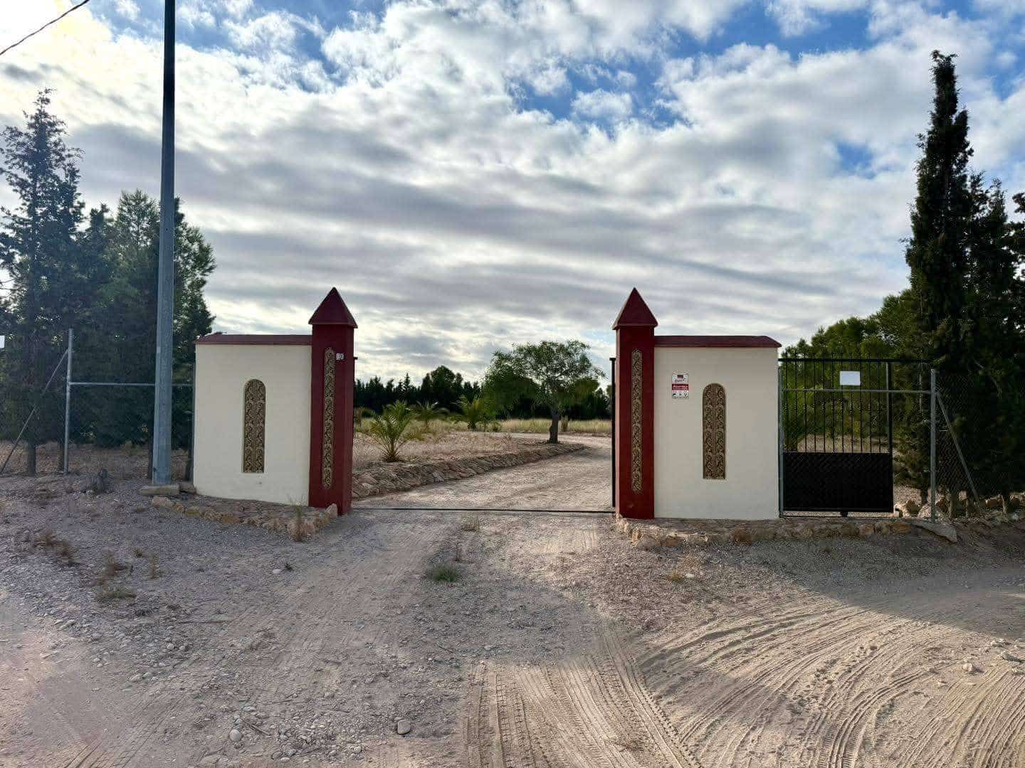 Finca/Landehus til salg i Corvera med swimmingpool - € 265.000 (Ref: 9412605)