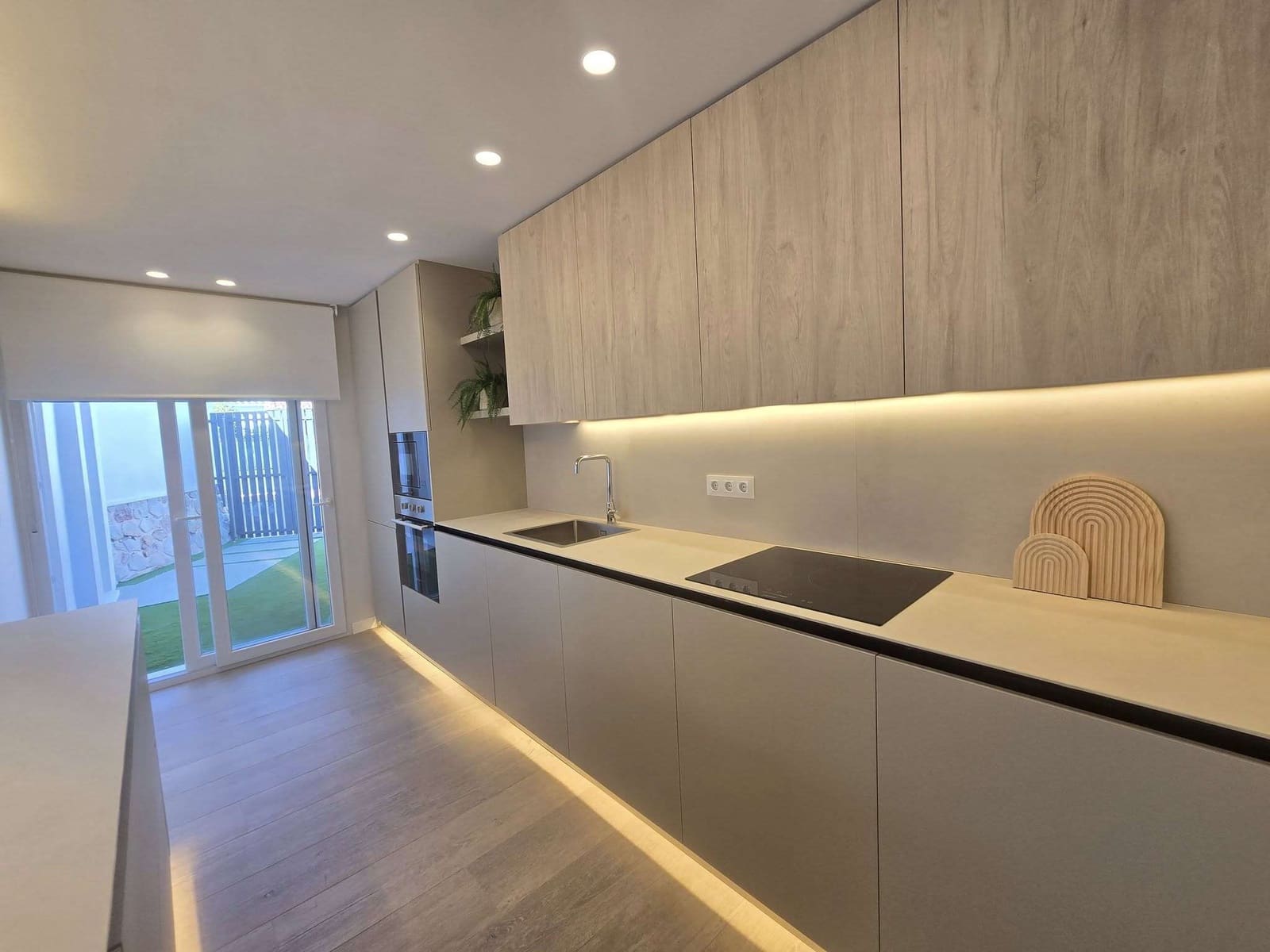 3 makuuhuone Omakotitalo myytävänä paikassa Santiago de la Ribera mukana uima-altaan - 364 800 € (Ref: 9412606)