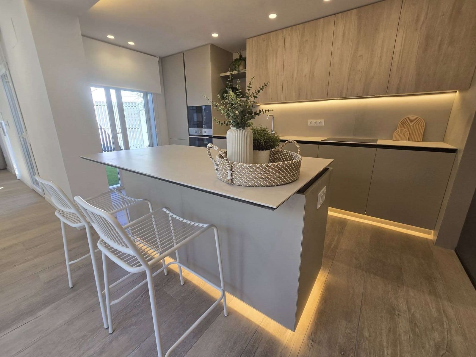 3 makuuhuone Omakotitalo myytävänä paikassa Santiago de la Ribera mukana uima-altaan - 364 800 € (Ref: 9412606)