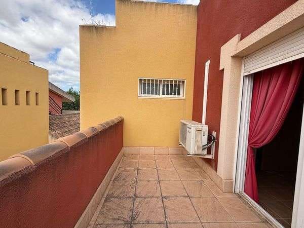 3 makuuhuone Omakotitalo myytävänä paikassa La Tercia mukana uima-altaan - 155 000 € (Ref: 9412607)