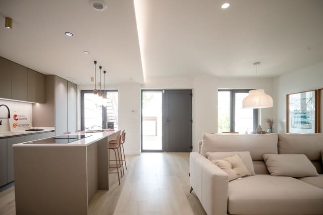 3 quarto Moradia para venda em Pilar de la Horadada com piscina - 385 000 € (Ref: 9412628)