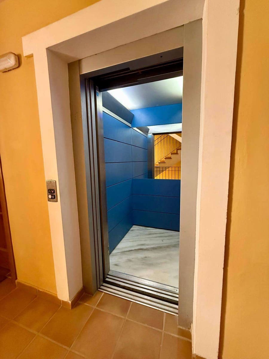 2 bedroom Apartment for sale in Los Belones with pool - € 245,000 (Ref: 9412634)