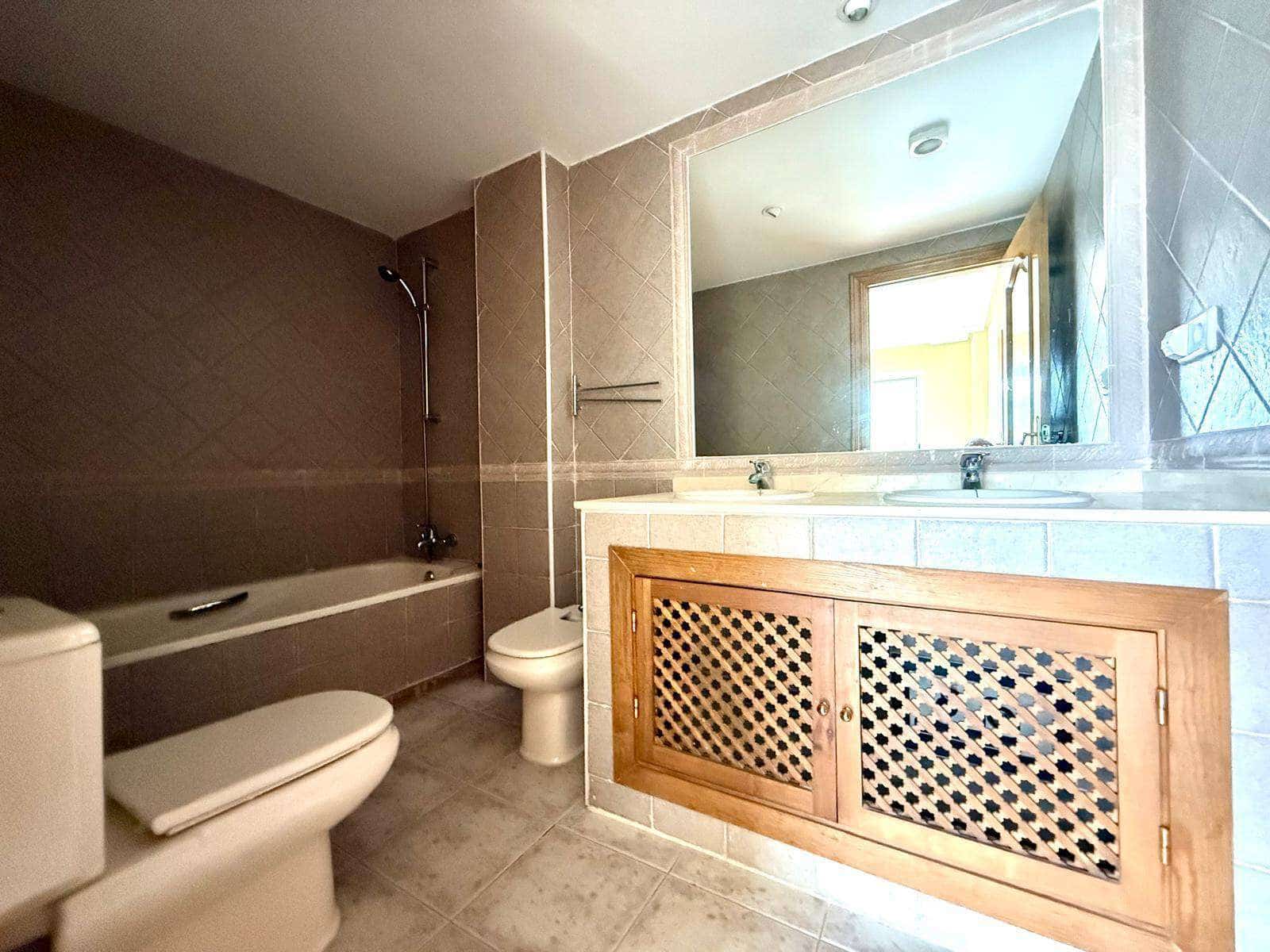 2 bedroom Apartment for sale in Los Belones with pool - € 245,000 (Ref: 9412634)