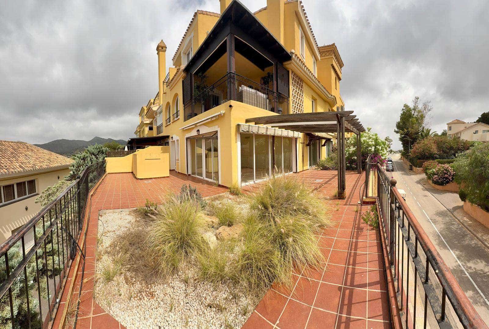 2 bedroom Apartment for sale in Los Belones with pool - € 245,000 (Ref: 9412634)