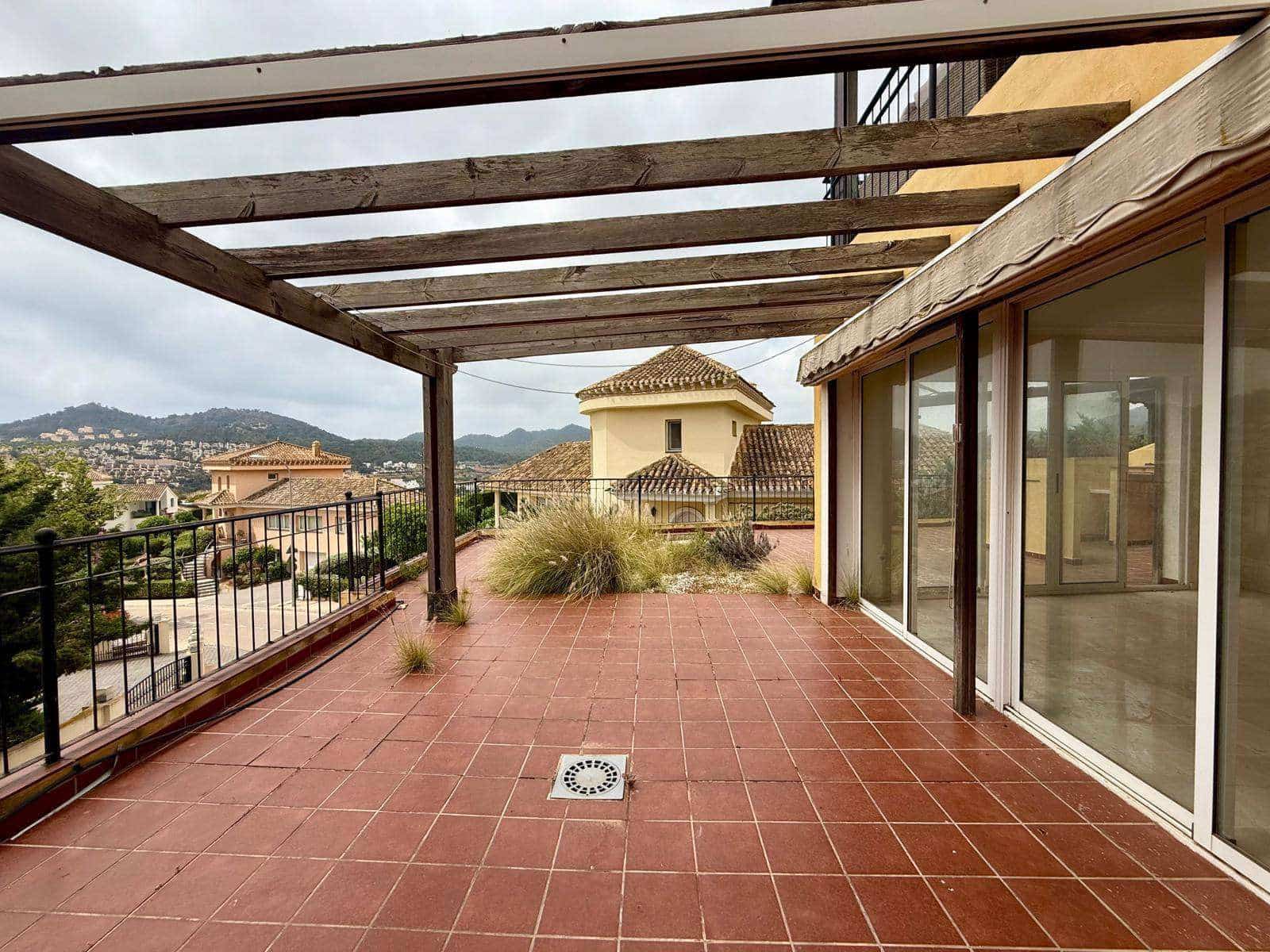 2 bedroom Apartment for sale in Los Belones with pool - € 245,000 (Ref: 9412634)