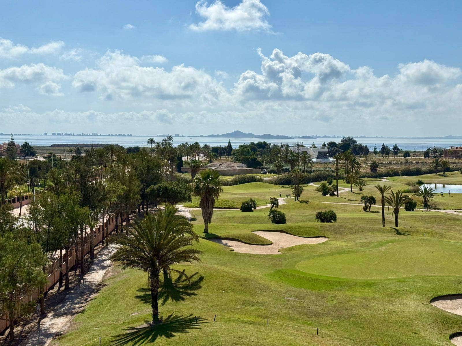 2 bedroom Apartment for sale in Los Alcazares with pool - € 130,800 (Ref: 9412636)