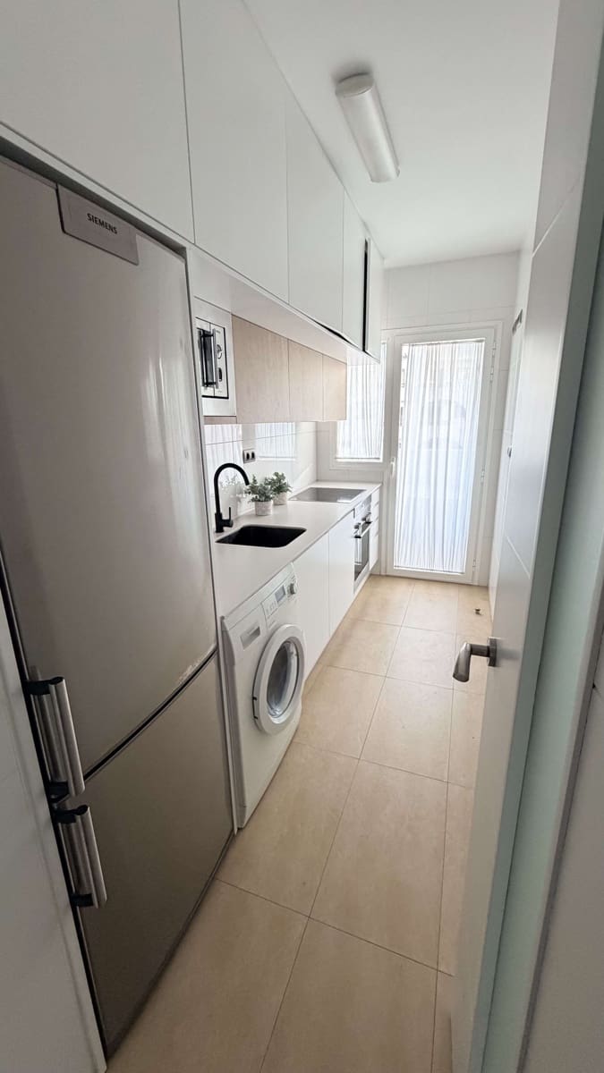 2 bedroom Apartment for sale in Los Alcazares with pool - € 130,800 (Ref: 9412636)