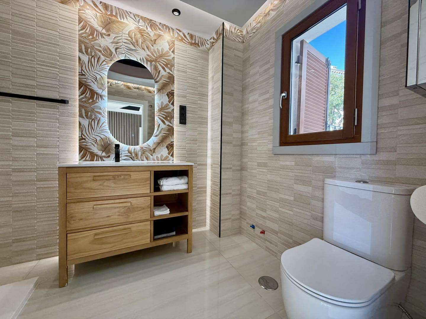 3 bedroom Apartment for sale in Banos y Mendigo - € 249,500 (Ref: 9415497)