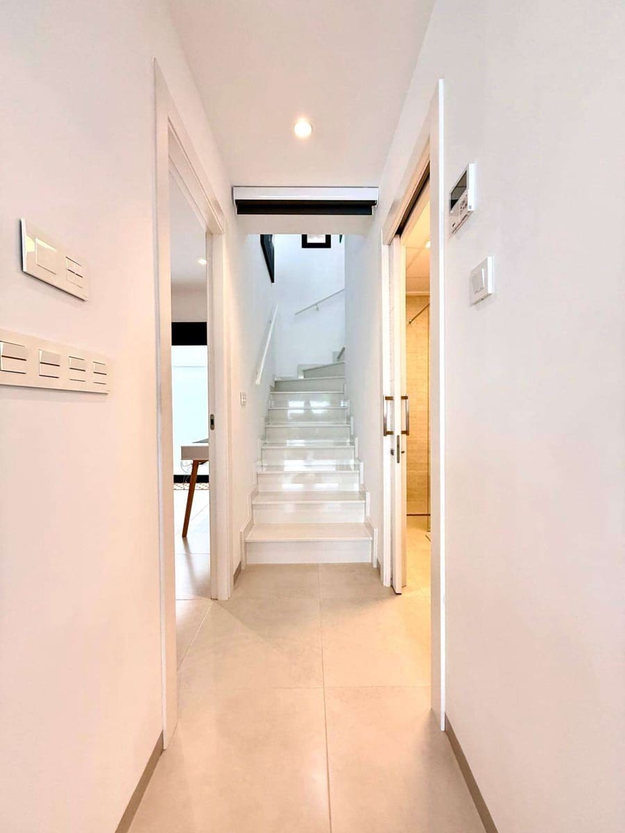 3 quarto Moradia para venda em Santiago de la Ribera com piscina - 429 000 € (Ref: 9594526)