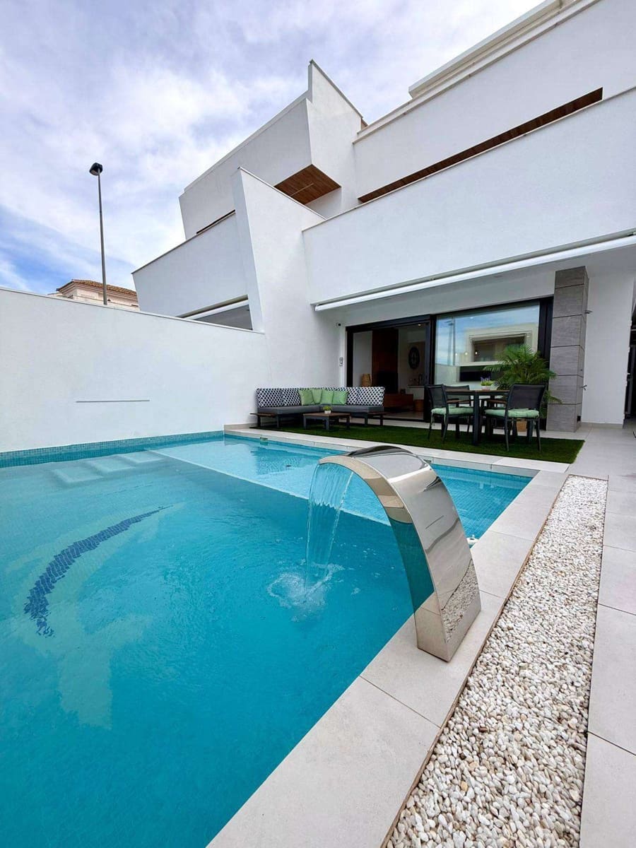 3 quarto Moradia para venda em Santiago de la Ribera com piscina - 429 000 € (Ref: 9594526)