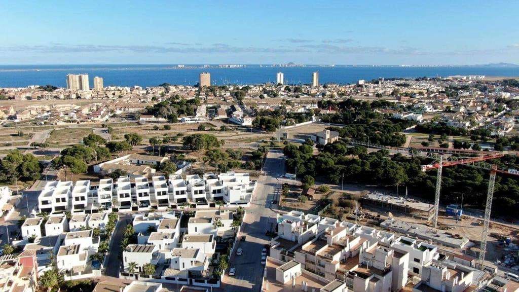 3 quarto Moradia para venda em Santiago de la Ribera com piscina - 429 000 € (Ref: 9594526)