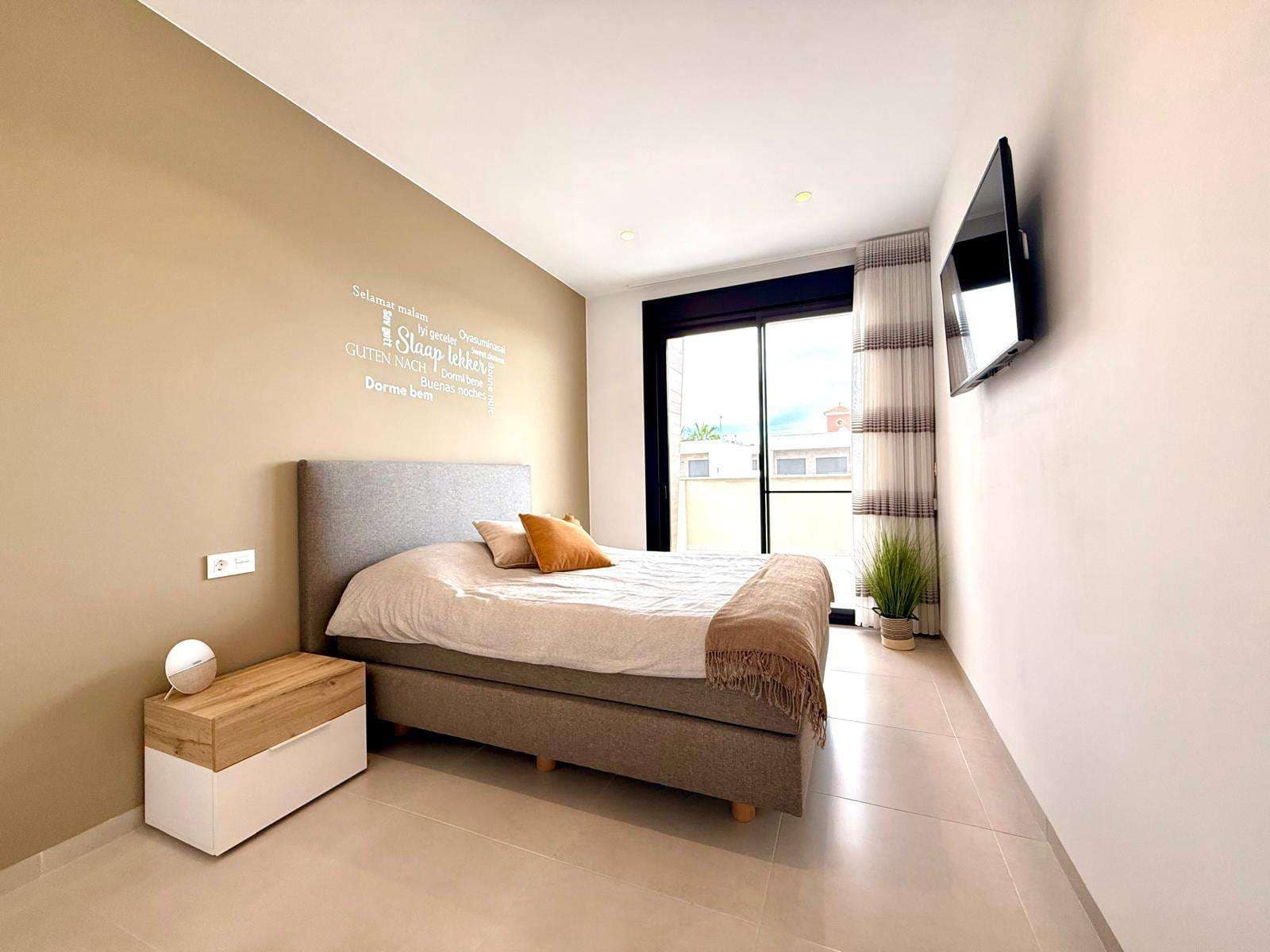 3 quarto Moradia para venda em Santiago de la Ribera com piscina - 429 000 € (Ref: 9594526)