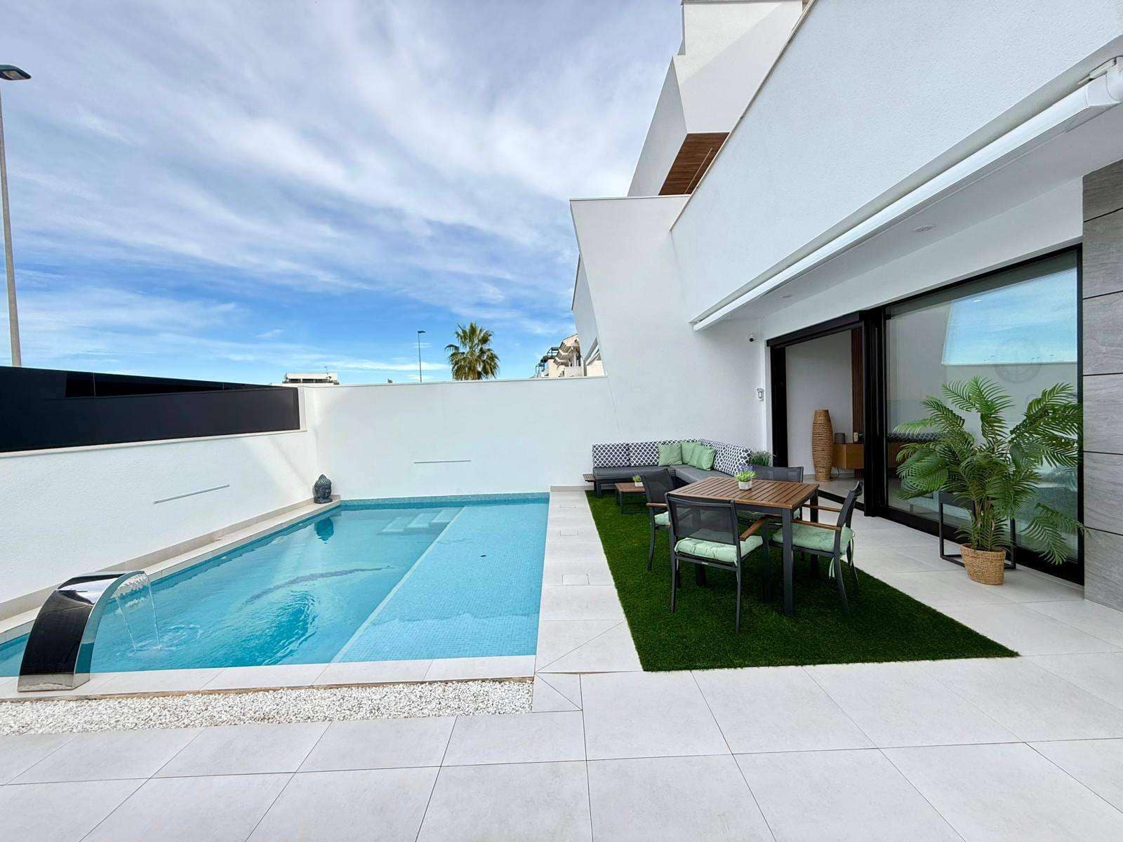 3 quarto Moradia para venda em Santiago de la Ribera com piscina - 429 000 € (Ref: 9594526)