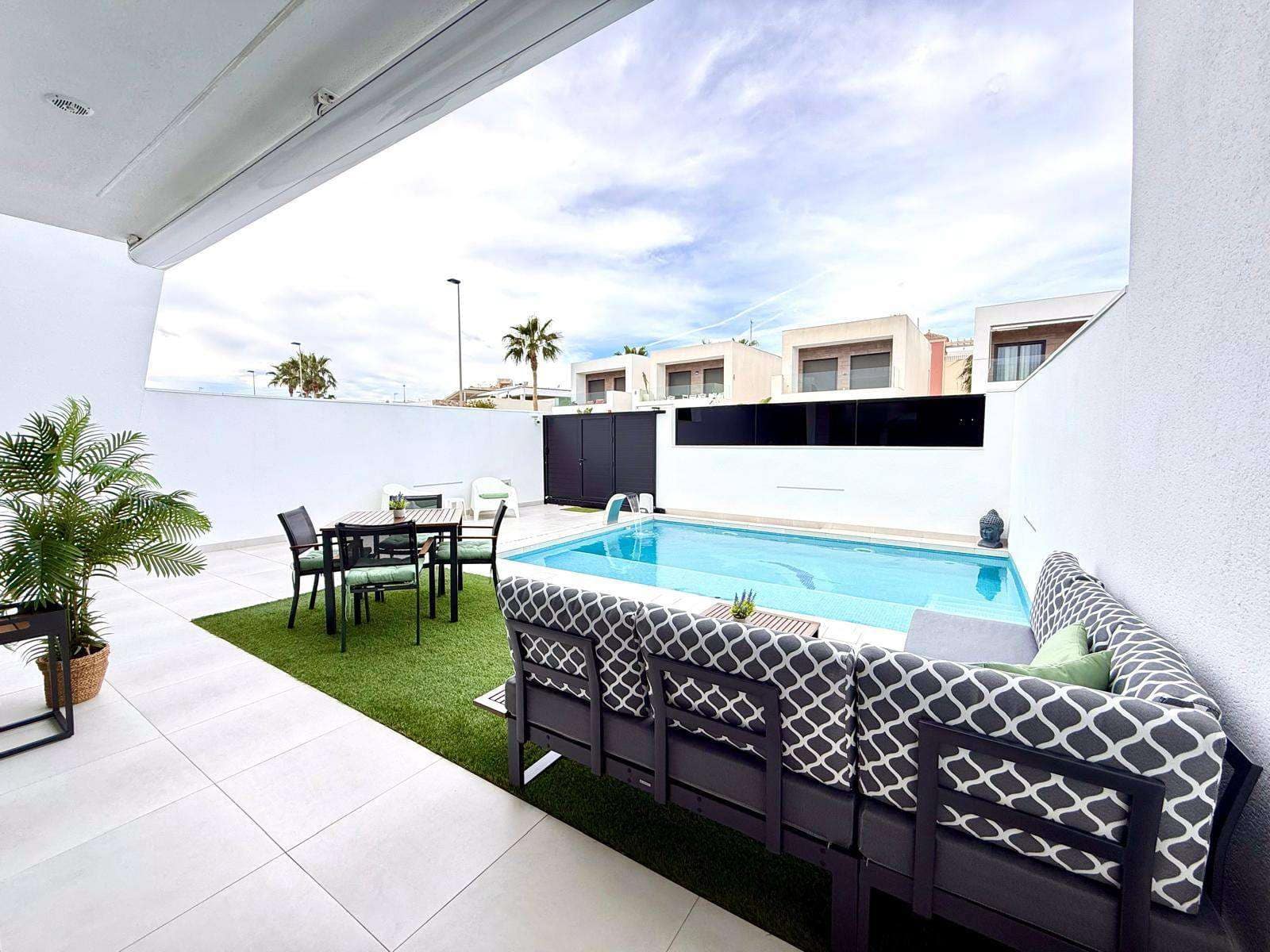 3 quarto Moradia para venda em Santiago de la Ribera com piscina - 429 000 € (Ref: 9594526)