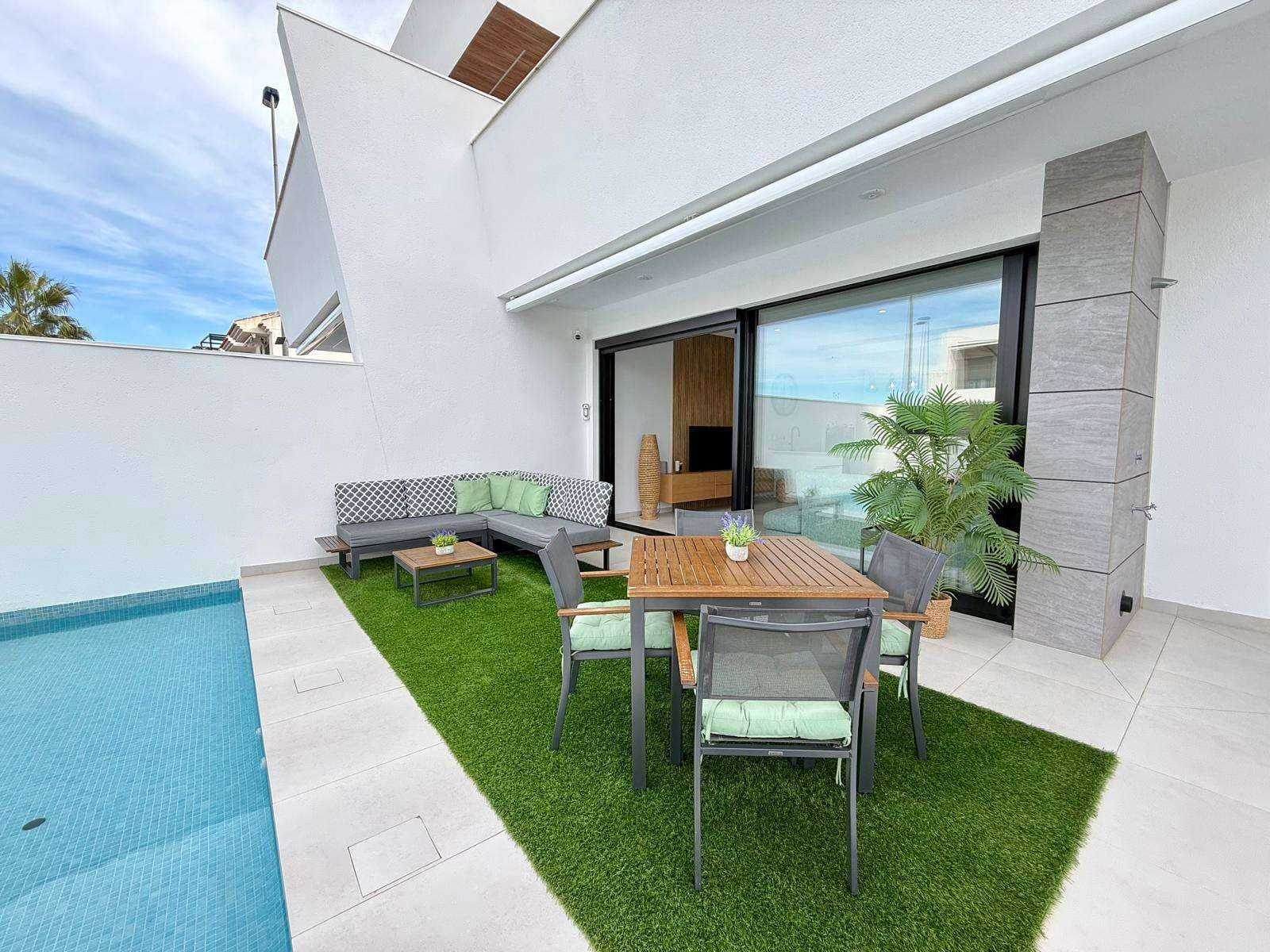 3 quarto Moradia para venda em Santiago de la Ribera com piscina - 429 000 € (Ref: 9594526)