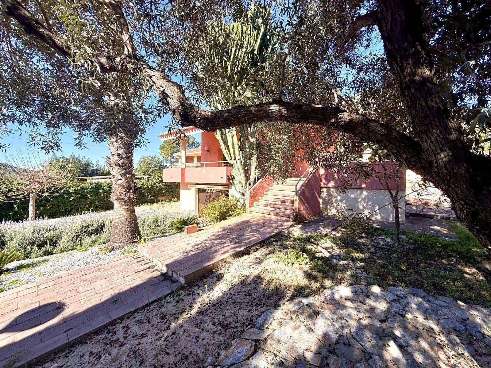 4 soveværelse Villa til salg i Algezares med swimmingpool garage - € 490.000 (Ref: 9625161)