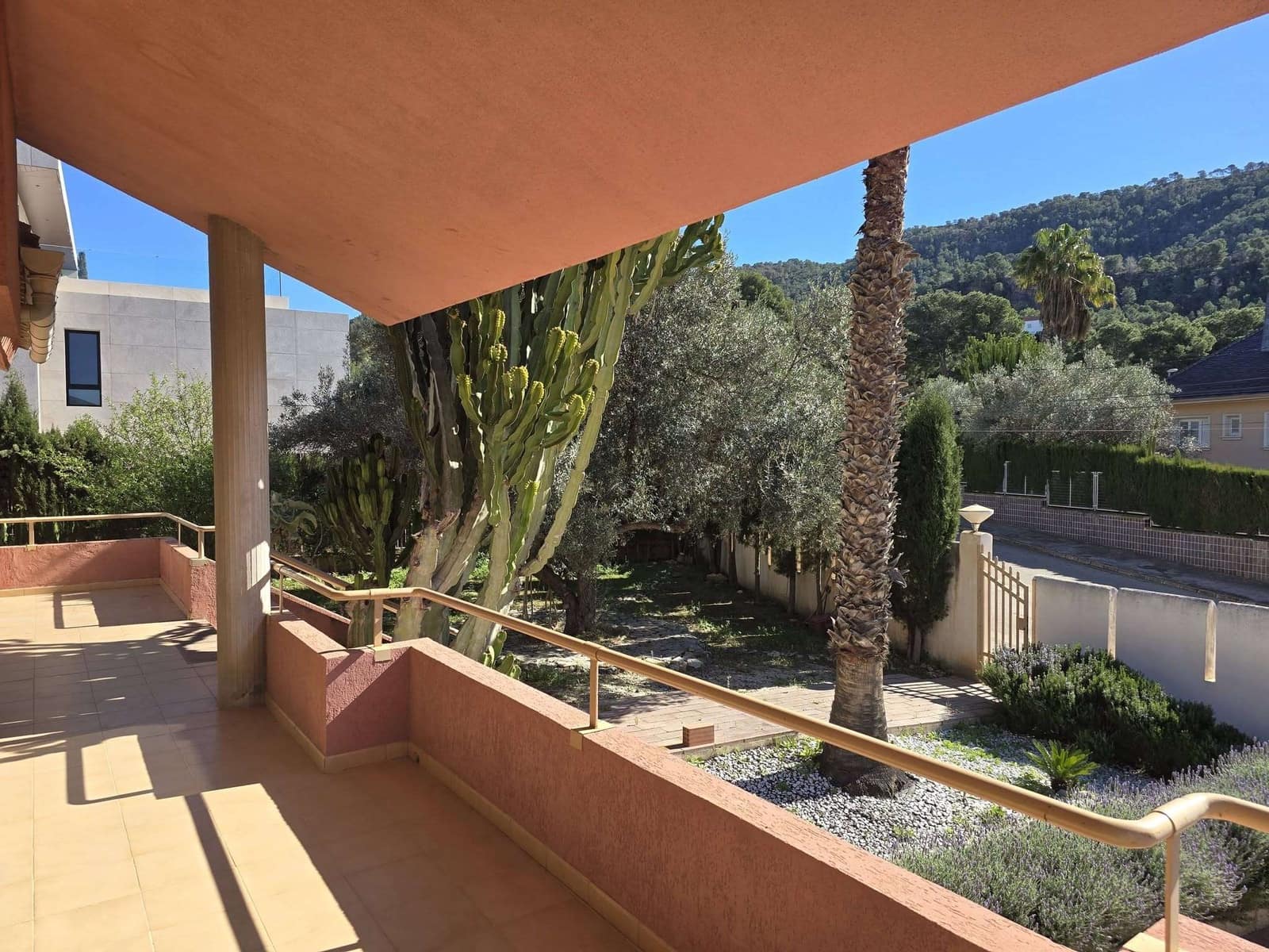 4 soveværelse Villa til salg i Algezares med swimmingpool garage - € 490.000 (Ref: 9625161)