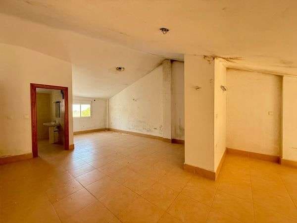 3 bedroom Apartment for sale in Avileses - € 130,000 (Ref: 9816824)