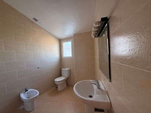3 bedroom Apartment for sale in Avileses - € 130,000 (Ref: 9816824)