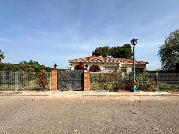 4 slaapkamer Villa te koop in Pozo Estrecho, Cartagena met zwembad garage - € 280.000 (Ref: 9877794)