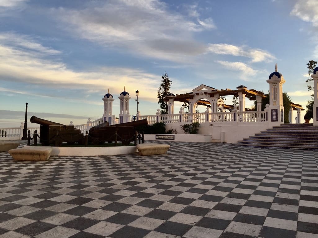 3 bedroom Villa for sale in Finestrat with pool garage - € 820,000 (Ref: 5974335)