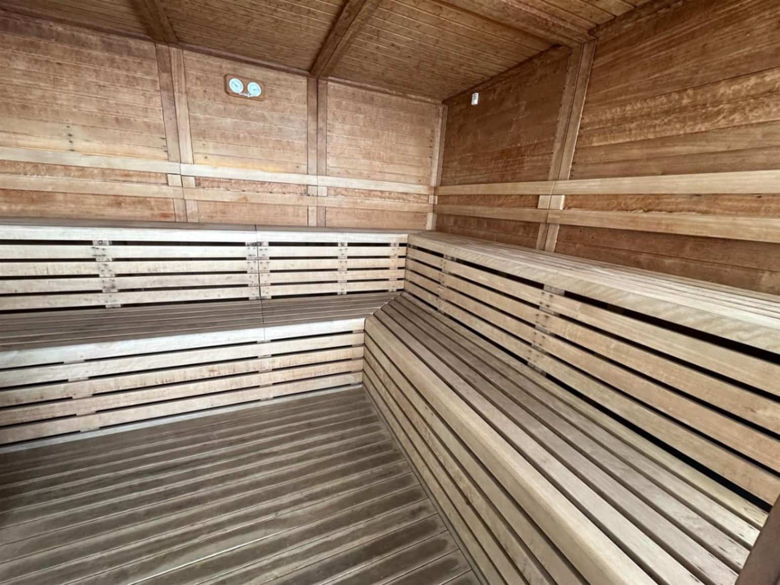 3 bedroom Apartment for sale in Benidorm with garage - € 1,095,000 (Ref: 6617211)