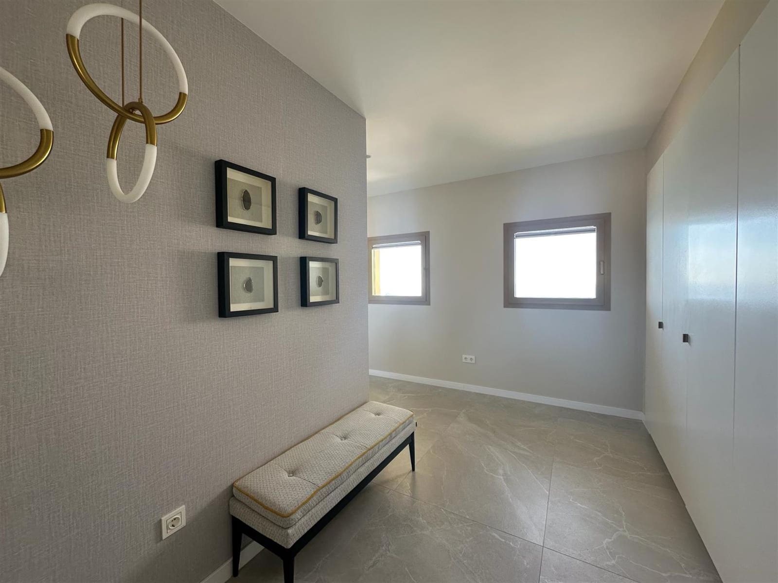 3 bedroom Apartment for sale in Benidorm with garage - € 1,095,000 (Ref: 6617211)