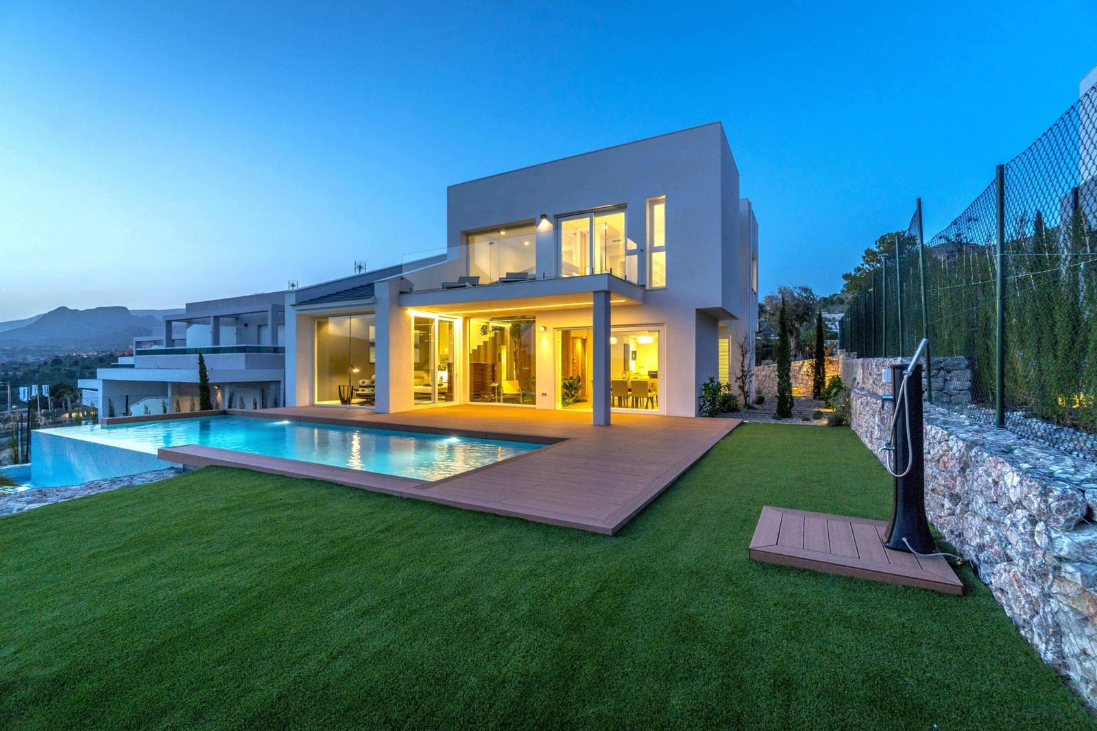 3 bedroom Villa for sale in Finestrat with pool garage - € 769,000 (Ref: 6617663)