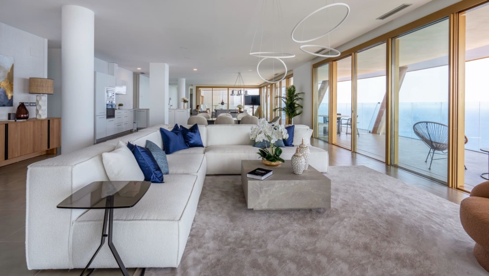 2 sovrum Lägenhet till salu i Benidorm med garage - 1 170 000 € (Ref: 6617664)