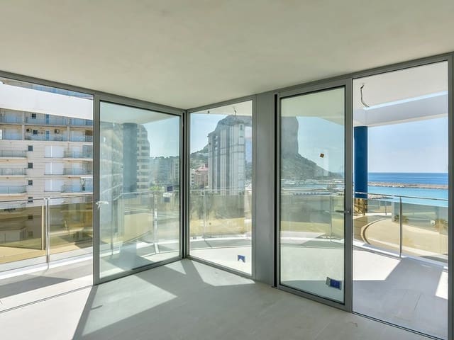 3 makuuhuone Huoneisto myytävänä paikassa Calpe / Calp mukana uima-altaan 
autotalli - 840 000 € (Ref: 6789066)