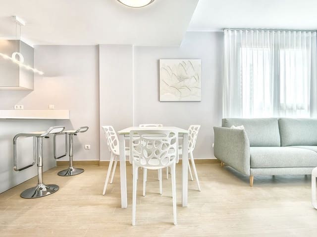 3 makuuhuone Huoneisto myytävänä paikassa Calpe / Calp mukana uima-altaan 
autotalli - 840 000 € (Ref: 6789066)