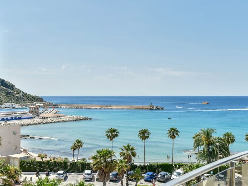 3 makuuhuone Huoneisto myytävänä paikassa Calpe / Calp mukana uima-altaan 
autotalli - 840 000 € (Ref: 6789066)